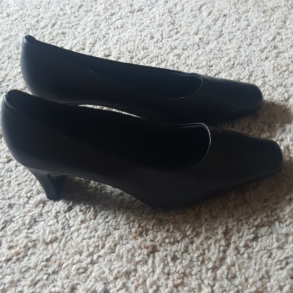 Professional pump women's shoes